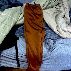New arrow 87 pants joggers, Brown clean and ready to pull bitches